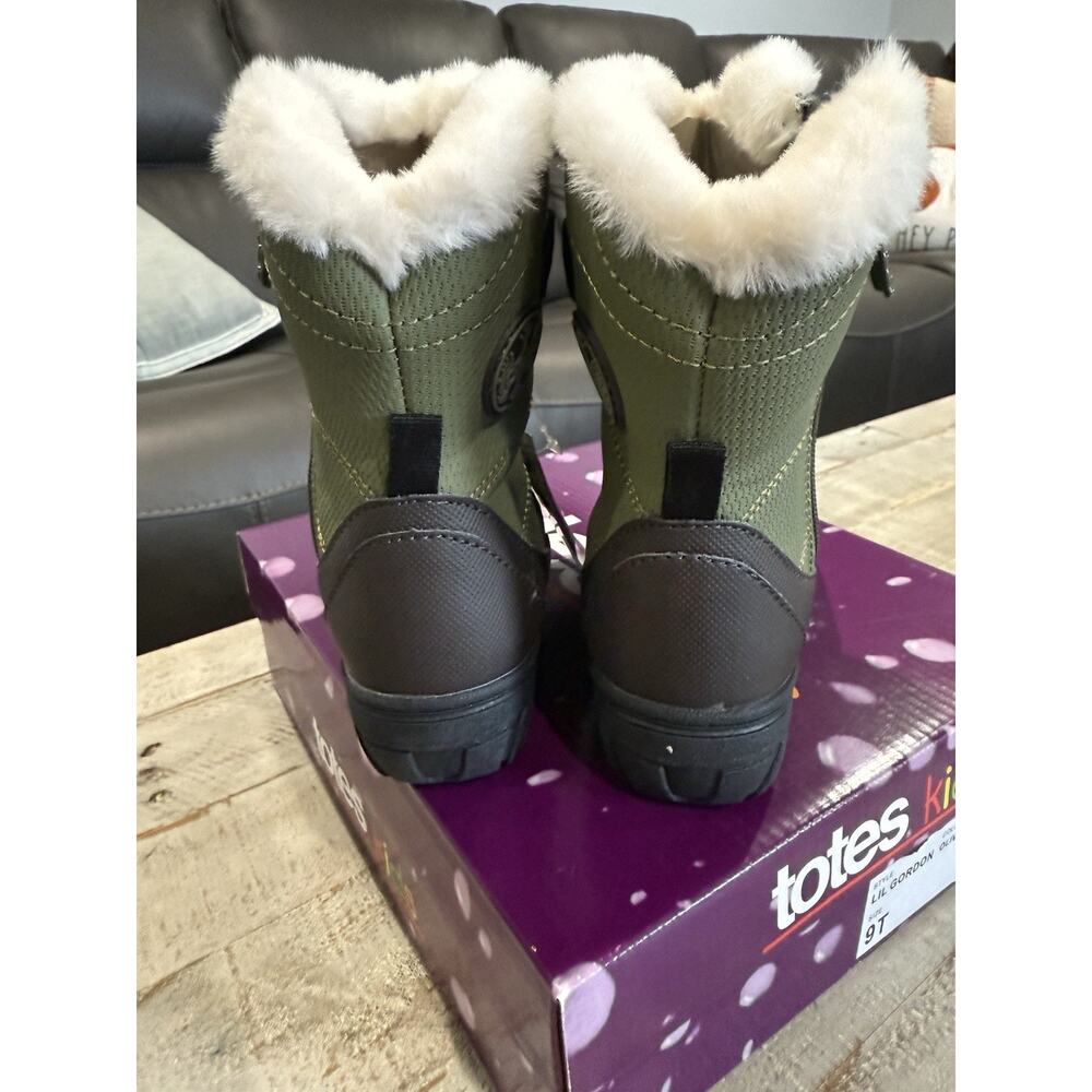 Totes Kids Snow Boots Size 9M Toddler Lil Gordon Olive NEW! - Picture 3 of 5